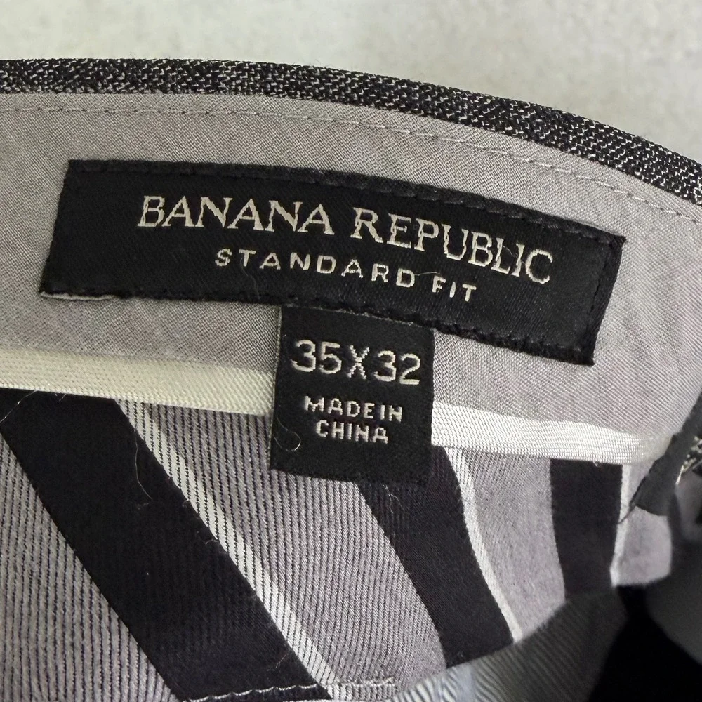 Banana Republic Marzotto Italian Wool Suit Men 44R 35x31 Grey Windowpane Check